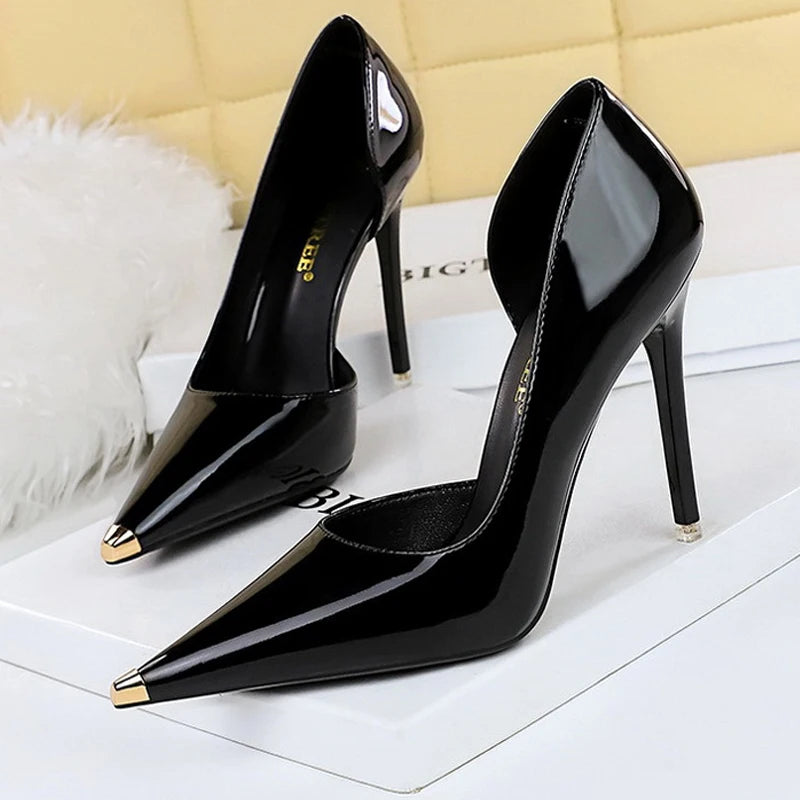 Patent Leather Shoes Women Pumps Metal Tip High Heels 7 Cm And 10.5 Cm Stilettos Sexy Party Shoes Kitten Heels Lady Office Shoes